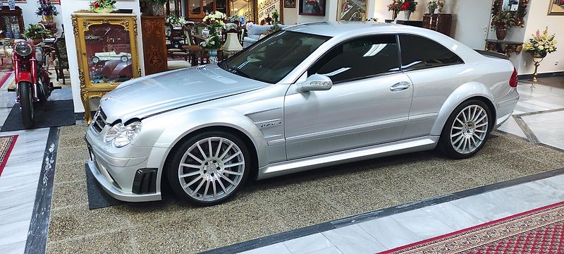 Mercedes-Benz CLK (2007) 63 AMG BLACK SERIES - fotka 3 z 26