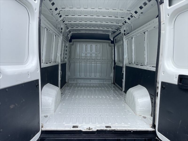 Peugeot Boxer 2,2 HDI 3300 L3H2 Acc - fotka 6 z 11