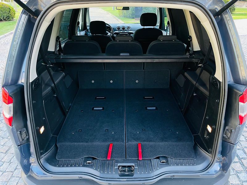 Ford Galaxy 2.2TDCi MANUÁL 7 MÍST TAŽNÉ  - fotka 20 z 50