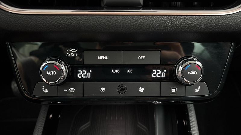 Škoda Scala 1.0 TSI DSG Top Selection - fotka 13 z 26