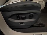 Volkswagen Touareg 3,0TDi 170kw 4x4 DSG TZ 19ALU - náhled 12