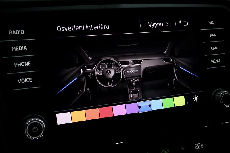 Škoda Octavia 3 FL Combi 1.4 TSI 110 kW - fotka 36 z 38