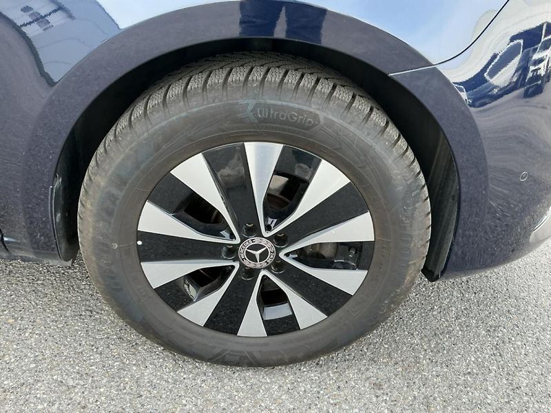 Mercedes-Benz EQV (2021) EQV 300 Long - fotka 16 z 17