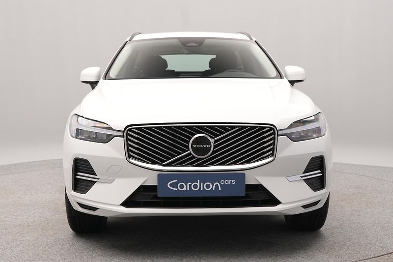 Volvo XC60 (2026)  B5 AWD AUT ESSENTIAL - fotka 14 z 20