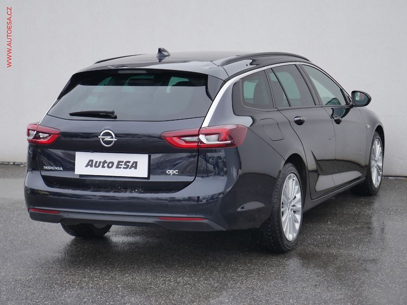 Opel Insignia (2017) 2.0CDTi, AT, LED, park - fotka 4 z 22