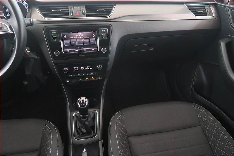 Škoda Rapid (2019) Ambition Plus 1.0 TSI - fotka 8 z 16