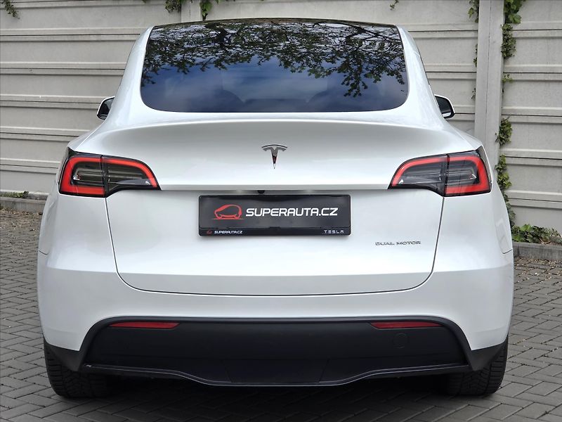 Tesla Model Y 0,0 378kW 4x4 LR Tažné z. SOH - fotka 6 z 20