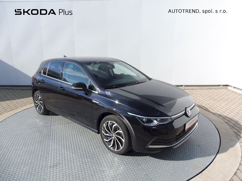 Volkswagen Golf (2024) Style 1,5 TSI 96kW - fotka 25 z 26