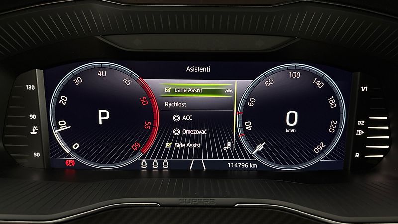 Škoda Superb 2.0 TDI DSG Sportline - fotka 10 z 34