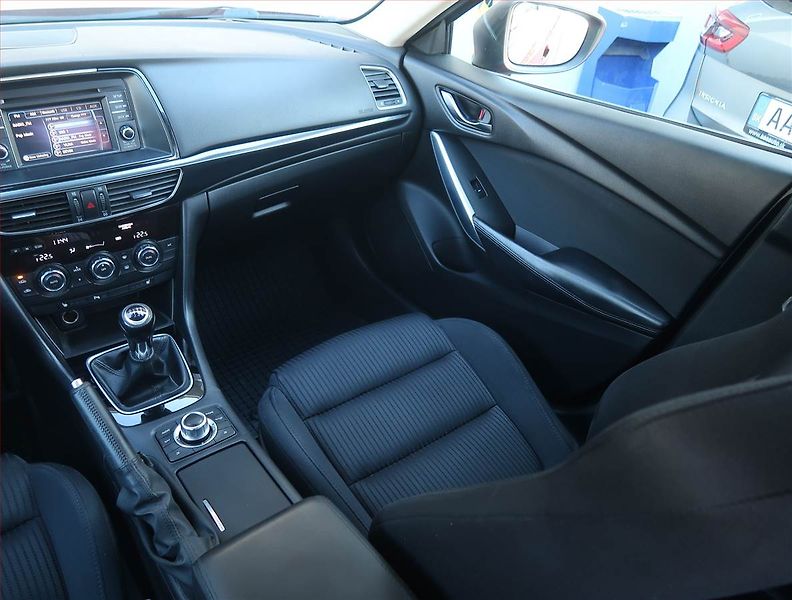 Mazda 6 (2013) 2.0 Skyactiv-G, Navi, Tempomat - fotka 8 z 20