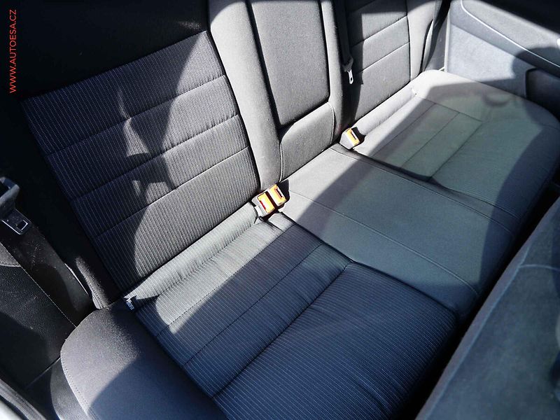 Ford Mondeo (2009) 2.0 TDCi, autoAC - fotka 11 z 20