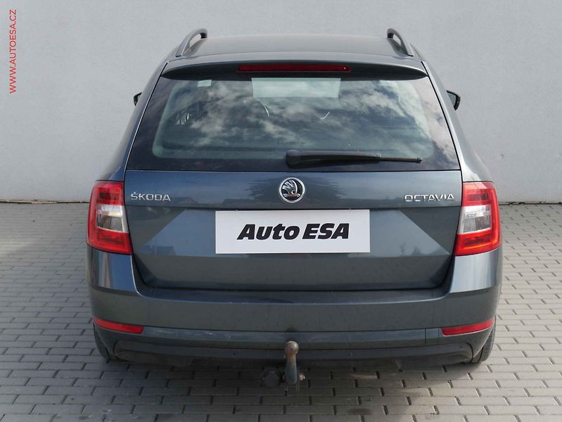Škoda Octavia (2017) 1.6 TDI, ČR, Ambition, TZ - fotka 5 z 18