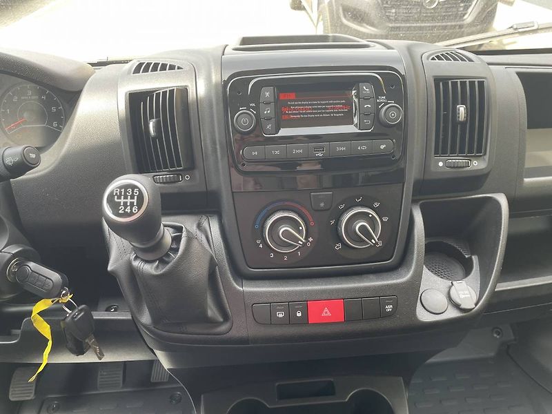 Opel Movano Van 3500 L3H22,2 CDTi (103kW/ - fotka 14 z 21