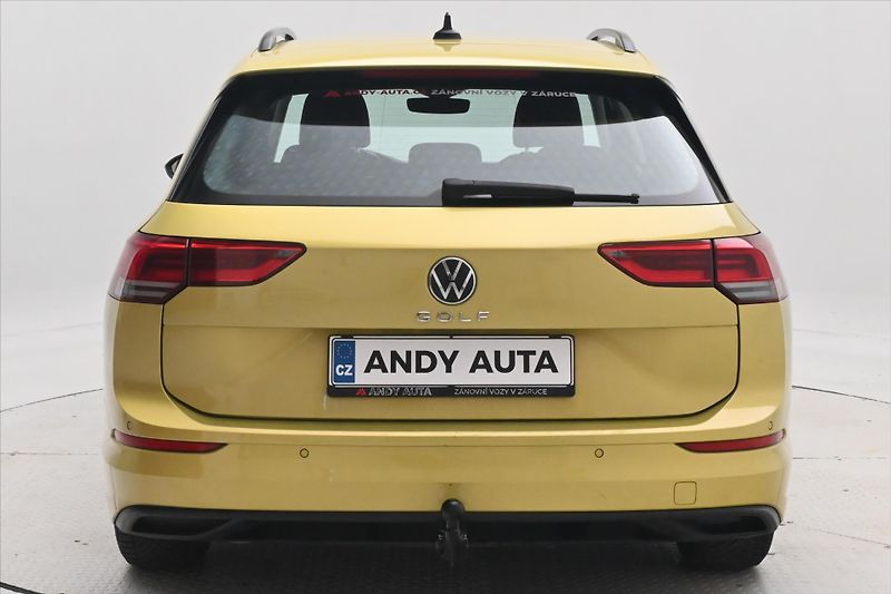 Volkswagen Golf 1,5 TSI 96kW Life Záruka až 5 - fotka 6 z 30