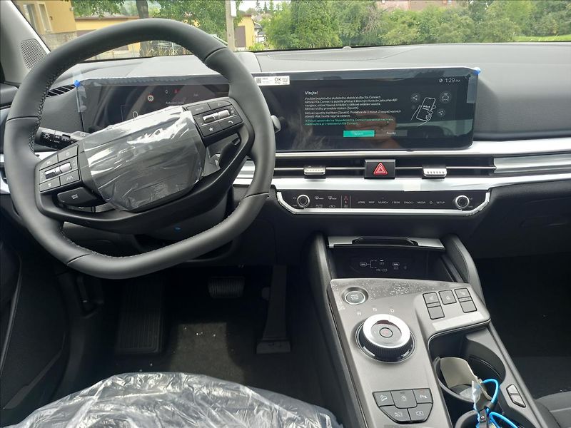 Kia Sportage 1,6 T-GDi GPF 4x2 7DCT TOP - fotka 5 z 5
