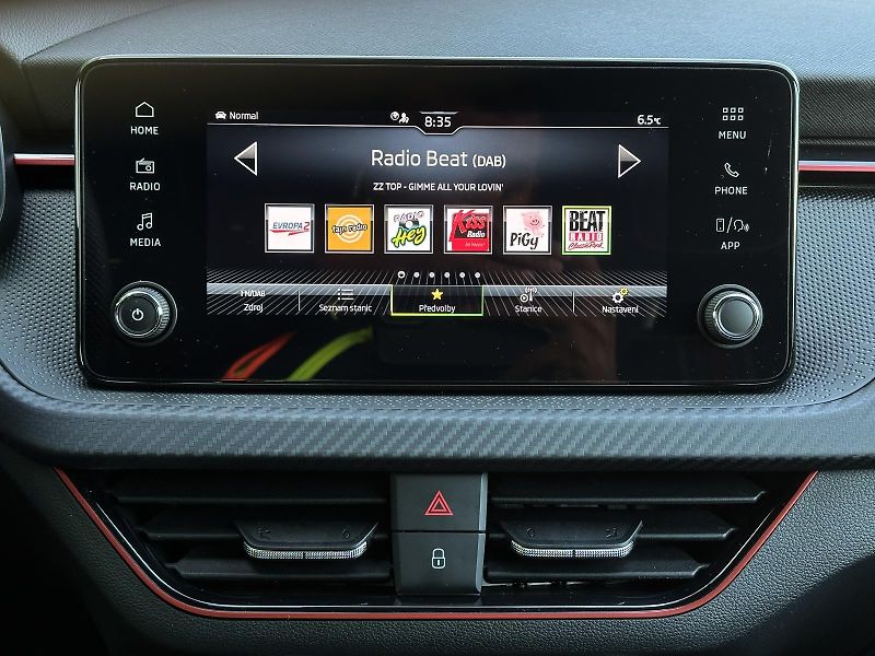 Škoda Scala 1.0TSi 116PS Monte Carlo Matri - fotka 26 z 46