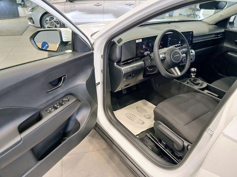 Hyundai Kona (2026) 1,0 T-GDI MT COMFORT MR27 - fotka 8 z 15