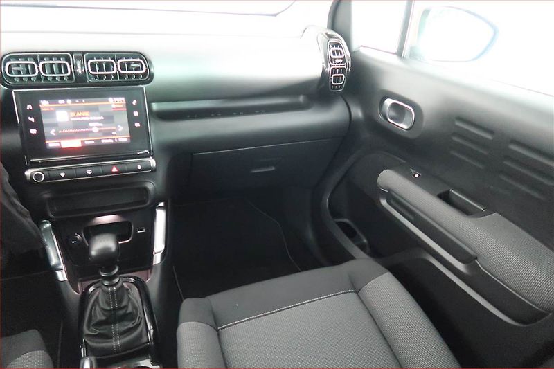 Citroën C3 Aircross (2024) C-Series 1.2 PureTech, ČR - fotka 8 z 17