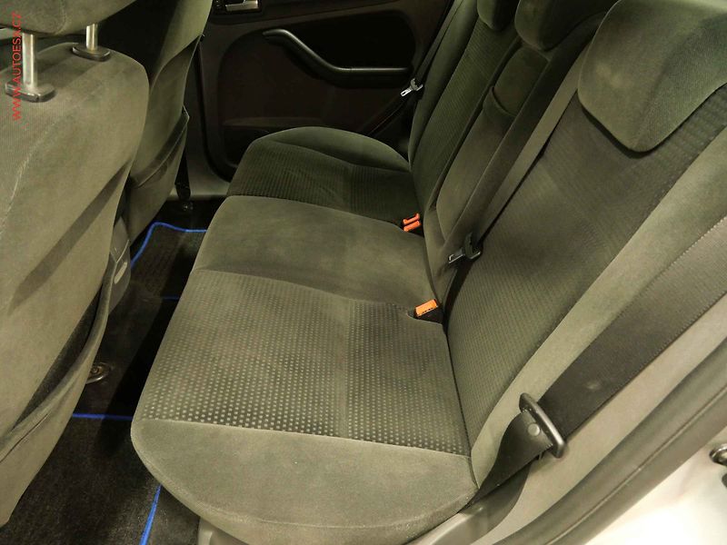 Ford Focus (2006) 1.8TDCi, AC, temp - fotka 10 z 20