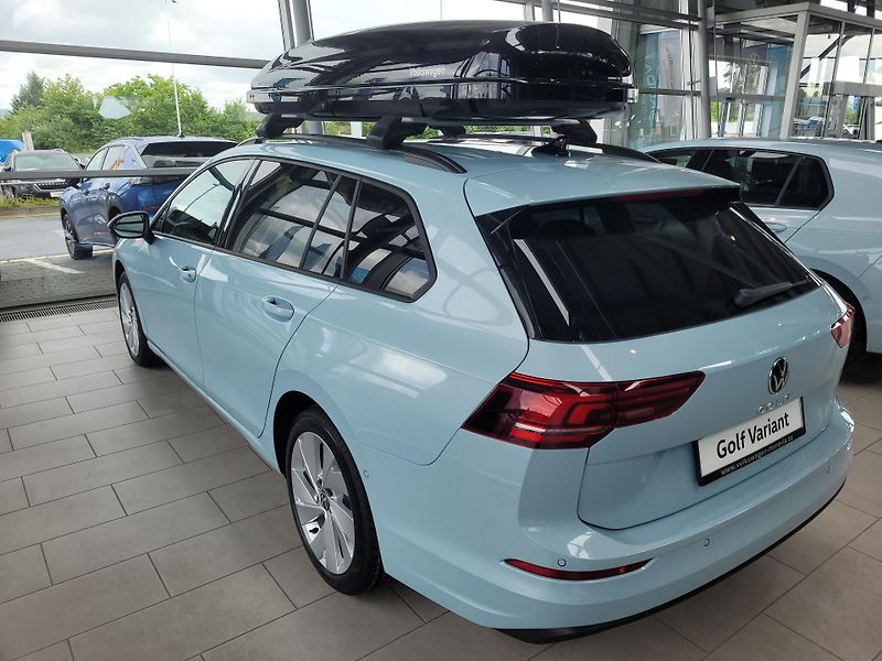 Volkswagen Golf Variant (2026) People 1,5 TSI  - fotka 2 z 8
