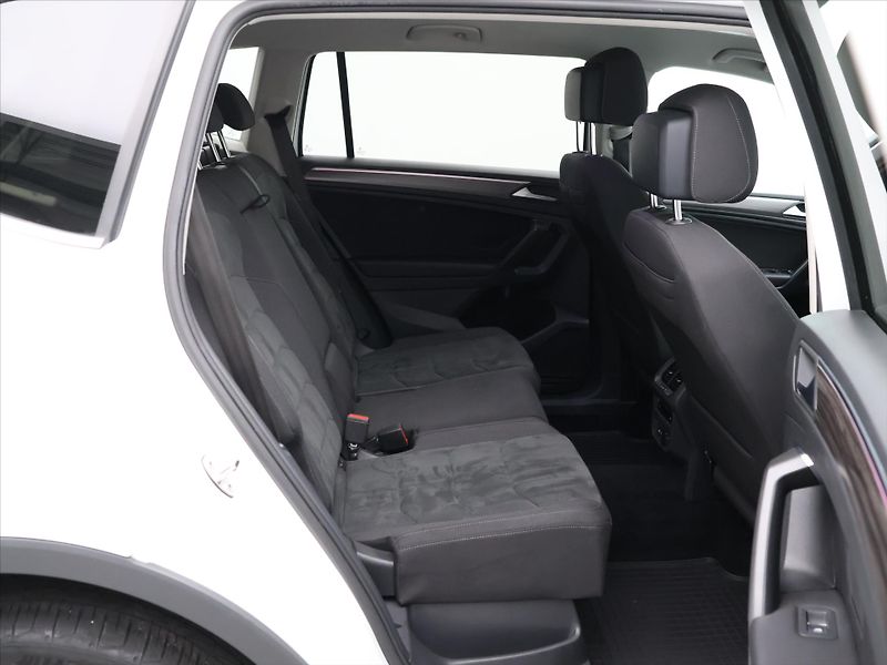 Volkswagen Tiguan Allspace 2,0 TDI - fotka 14 z 31