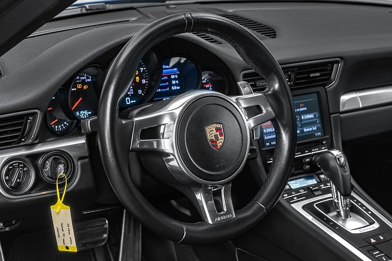 Porsche 911 Carrera 4s PASM Bi-Xenon - fotka 14 z 19