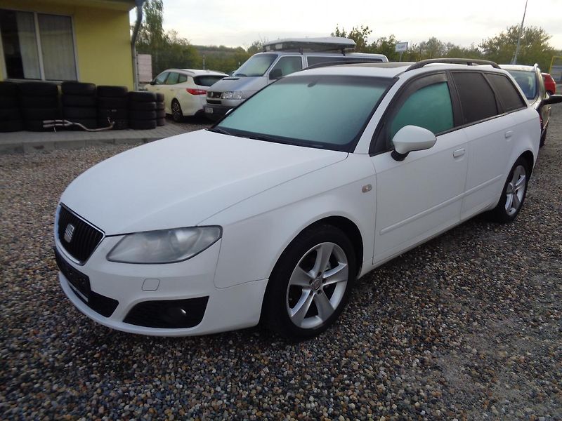 Seat Exeo 2,0 TDI - fotka 3 z 17