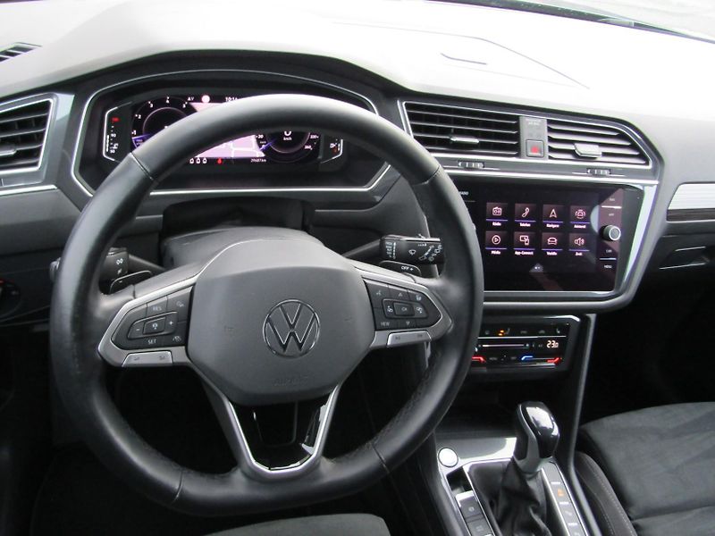 Volkswagen Tiguan (2022) Life 1,5 TSI DSG 110KW - fotka 17 z 30