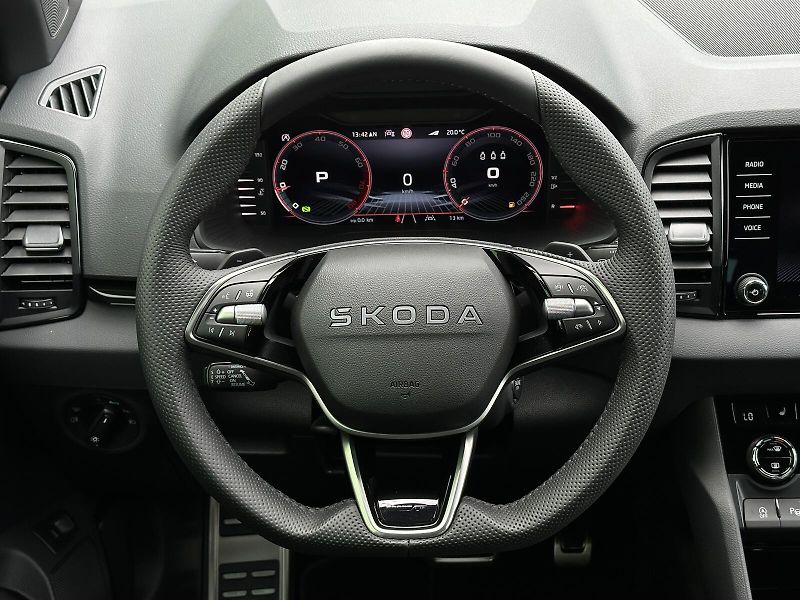 Škoda Karoq 1.5TSi DSG 150PS Sportline Mat - fotka 21 z 41