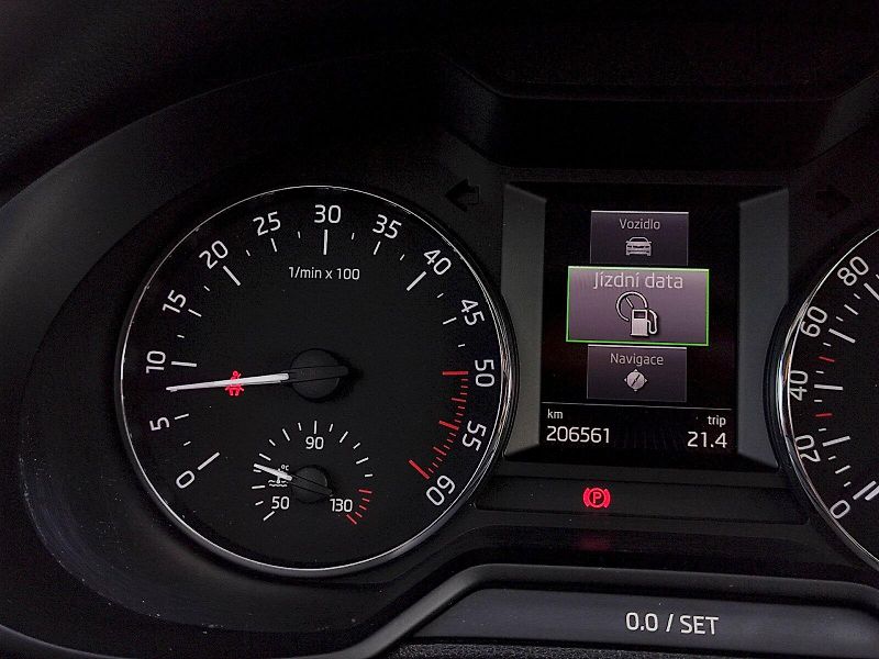 Škoda Octavia (2014) Combi Business 1,6 Tdi 81 Kw - fotka 8 z 33