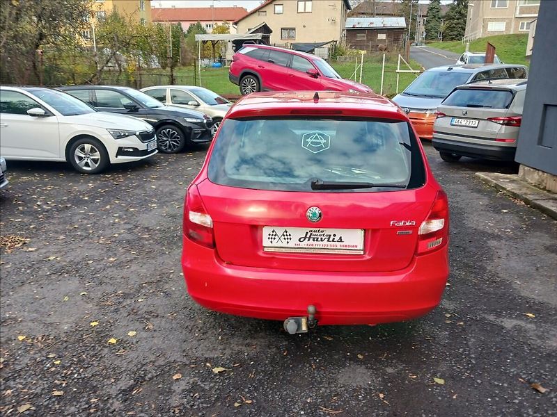 Škoda Fabia 1,2 KOMBI TAŽNÉ, LETNÍ + ZIMNÍ - fotka 4 z 16