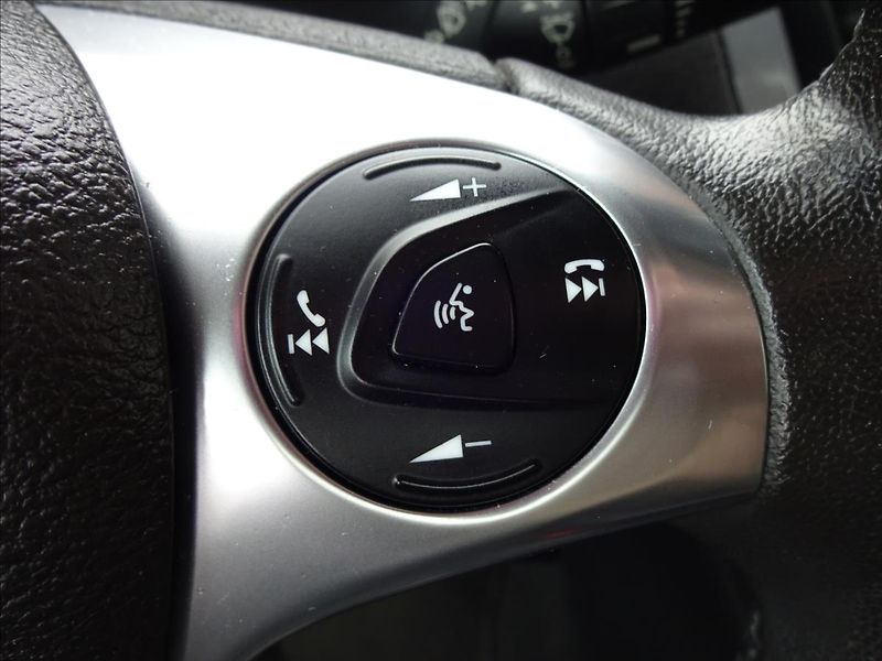 Ford Tourneo Connect 1.0 ECOBOOST TITANIUM - fotka 39 z 49