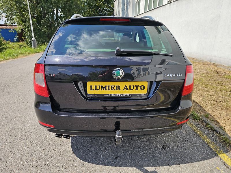 Škoda Superb (2010) 2 2.0 TDI DSG TAŽNÉ  - fotka 4 z 18