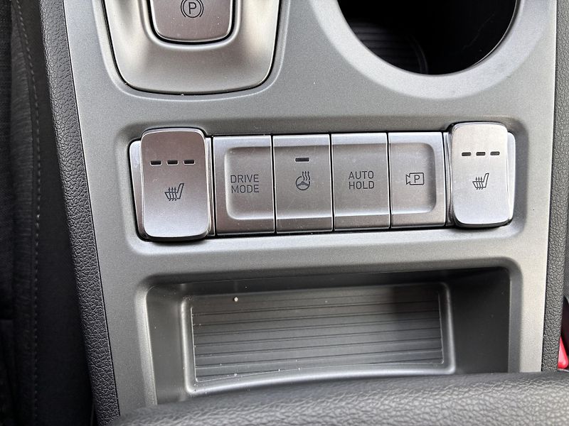 Hyundai Kona 65kWh-150KW POWER REZERVACE - fotka 30 z 45