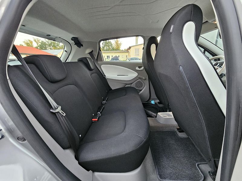 Renault ZOE NAVI,2xKOLA,SERVISKA - fotka 40 z 46
