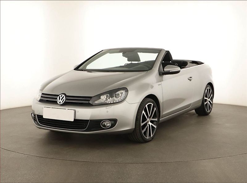 Volkswagen Golf (2015) 2.0 TDI, Serv.kniha, Navi - fotka 2 z 14