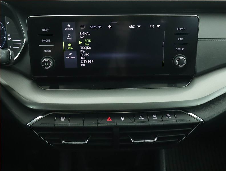 Škoda Octavia (2023) Ambition 2.0 TDI, ČR,1.maj - fotka 12 z 15