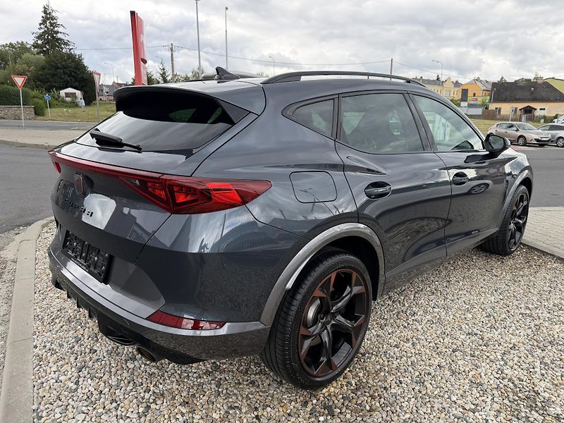 Cupra Formentor VZ 2,0 TSi/180kW - DSG,TZ,.... - fotka 7 z 106