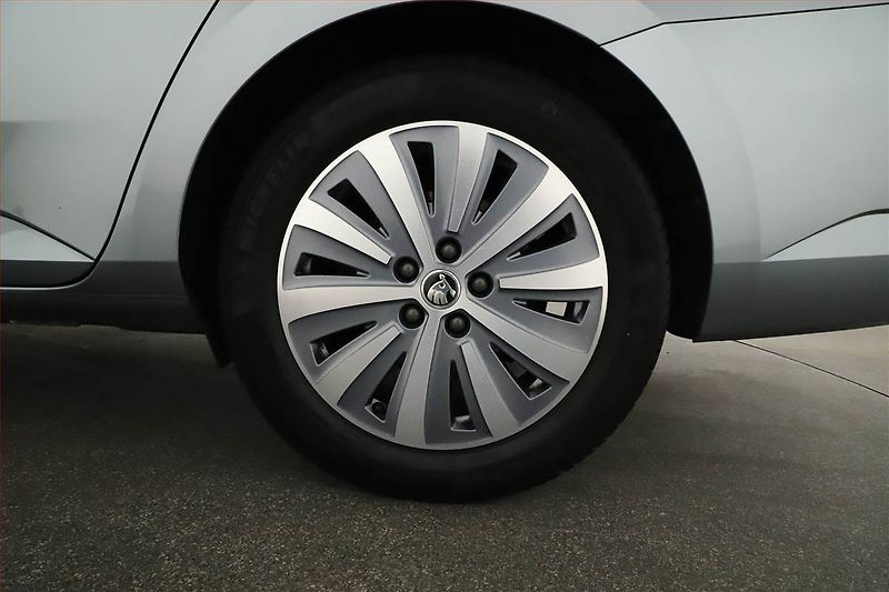 Škoda Superb (2021) Style 2.0 TDI - fotka 21 z 21