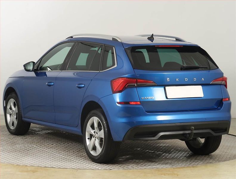 Škoda Kamiq (2022) Style 1.0 TSI, Automat - fotka 4 z 19