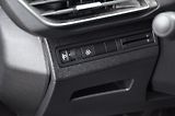 Peugeot 3008 (2023) 1.5 HDi 96kW AT8 Allure / LED - náhled 23