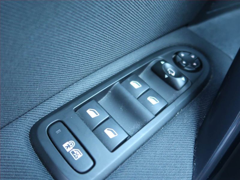 Peugeot 508 (2017) Allure 2.0 BlueHDi, Automat - fotka 18 z 19