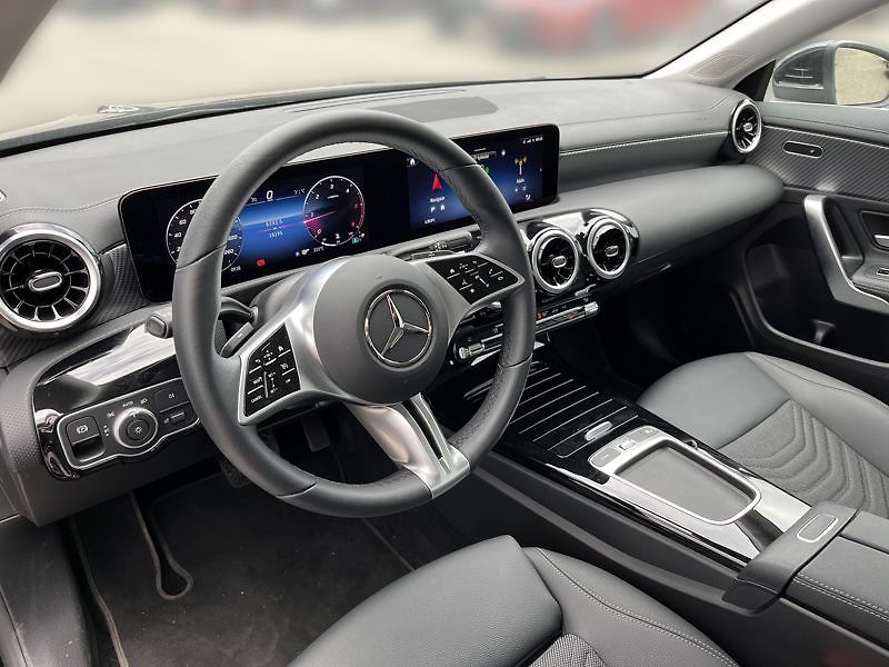 Mercedes-Benz CLA Třída 180d kupé Progressive Ad - fotka 10 z 21