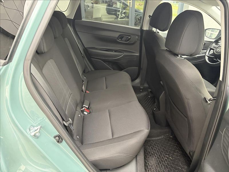 Hyundai Bayon 1,2 Smart MT - fotka 12 z 17