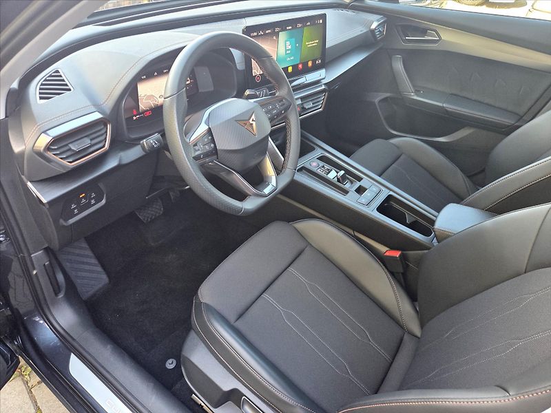 Cupra Formentor 2,0 TSi DSG 4x4 Tažné z. Záruk - fotka 9 z 24