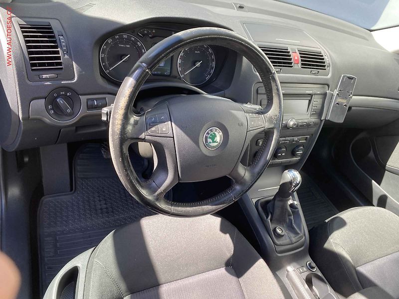 Škoda Octavia (2007) 1.9TDi, 2.maj,ČR, Xenon - fotka 12 z 17