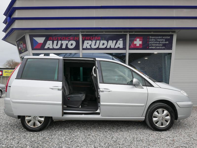 Citroën C8 2,2 HDi 94kW REZERVACE - fotka 6 z 32