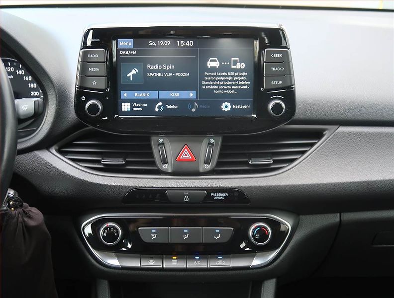 Hyundai i30 (2021) 1.0 T-GDI, Serv.kniha - fotka 12 z 19