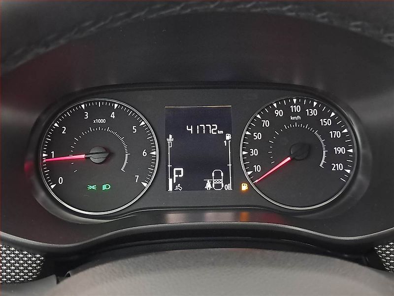 Dacia Sandero (2022) 1.0 TCe, Automat, ČR,1.maj - fotka 11 z 17