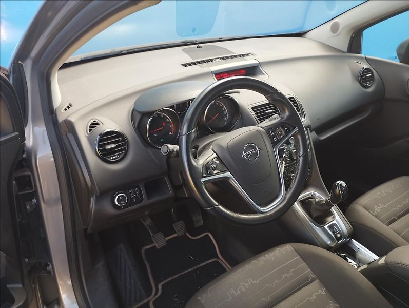 Opel Meriva 1,4 - fotka 8 z 20
